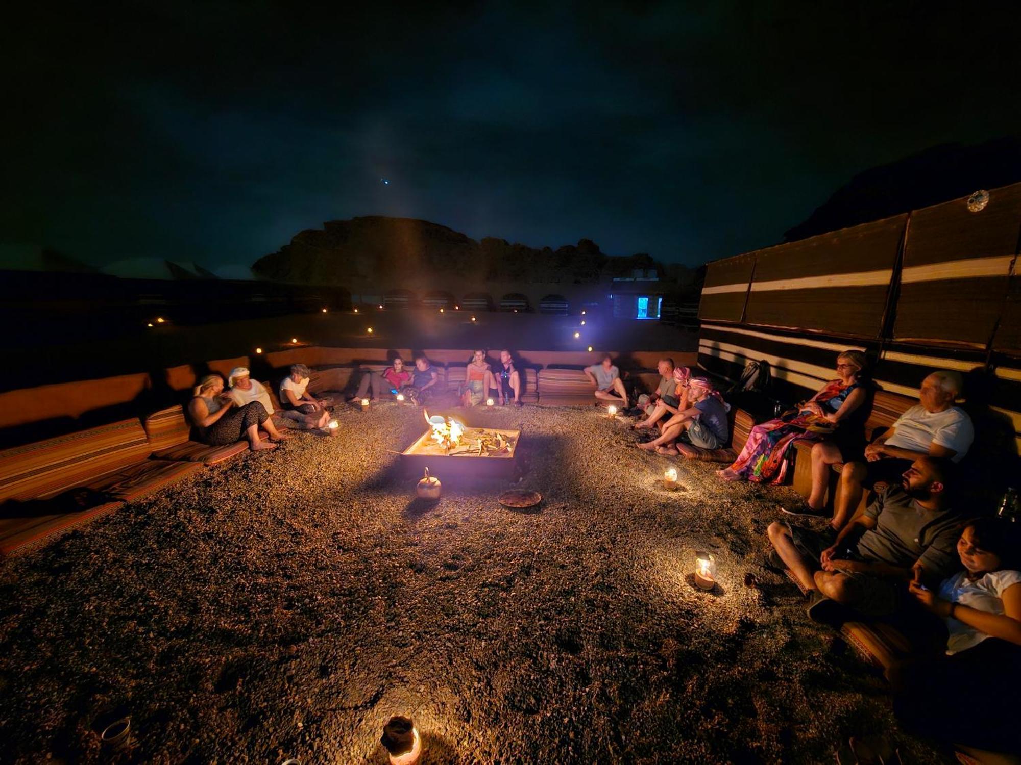 Wadi Rum Candles Camp Ngoại thất bức ảnh