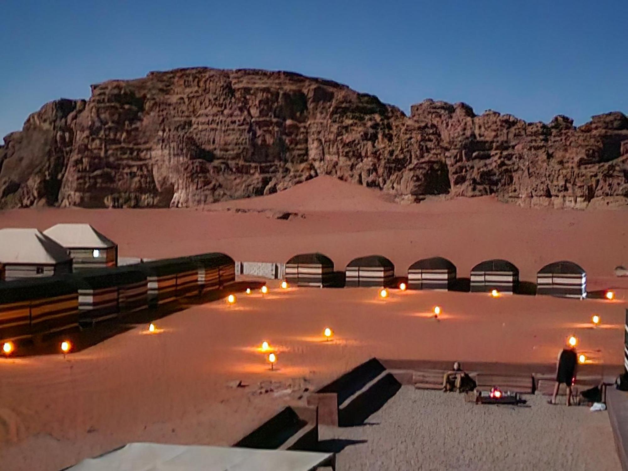Wadi Rum Candles Camp Ngoại thất bức ảnh