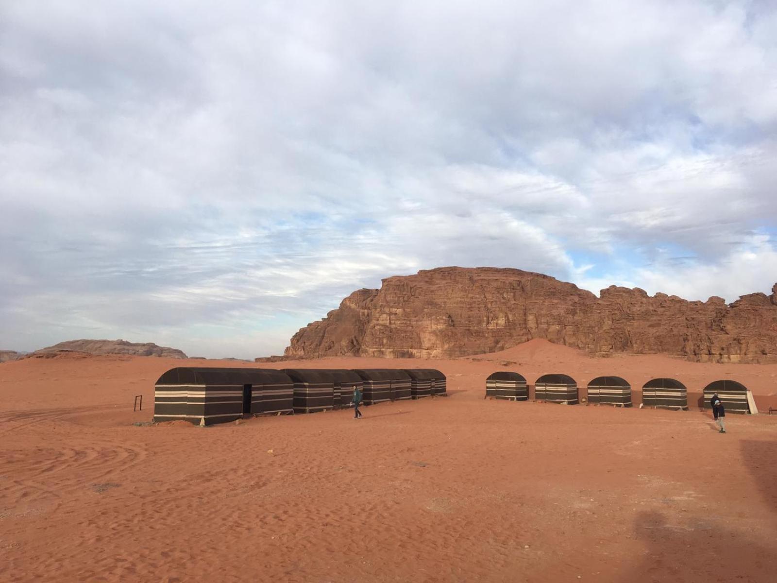 Wadi Rum Candles Camp Ngoại thất bức ảnh